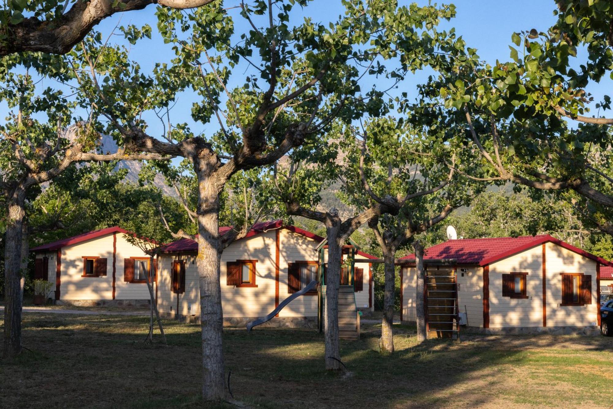 Bungalowpark Isabena La Puebla de Roda Ngoại thất bức ảnh